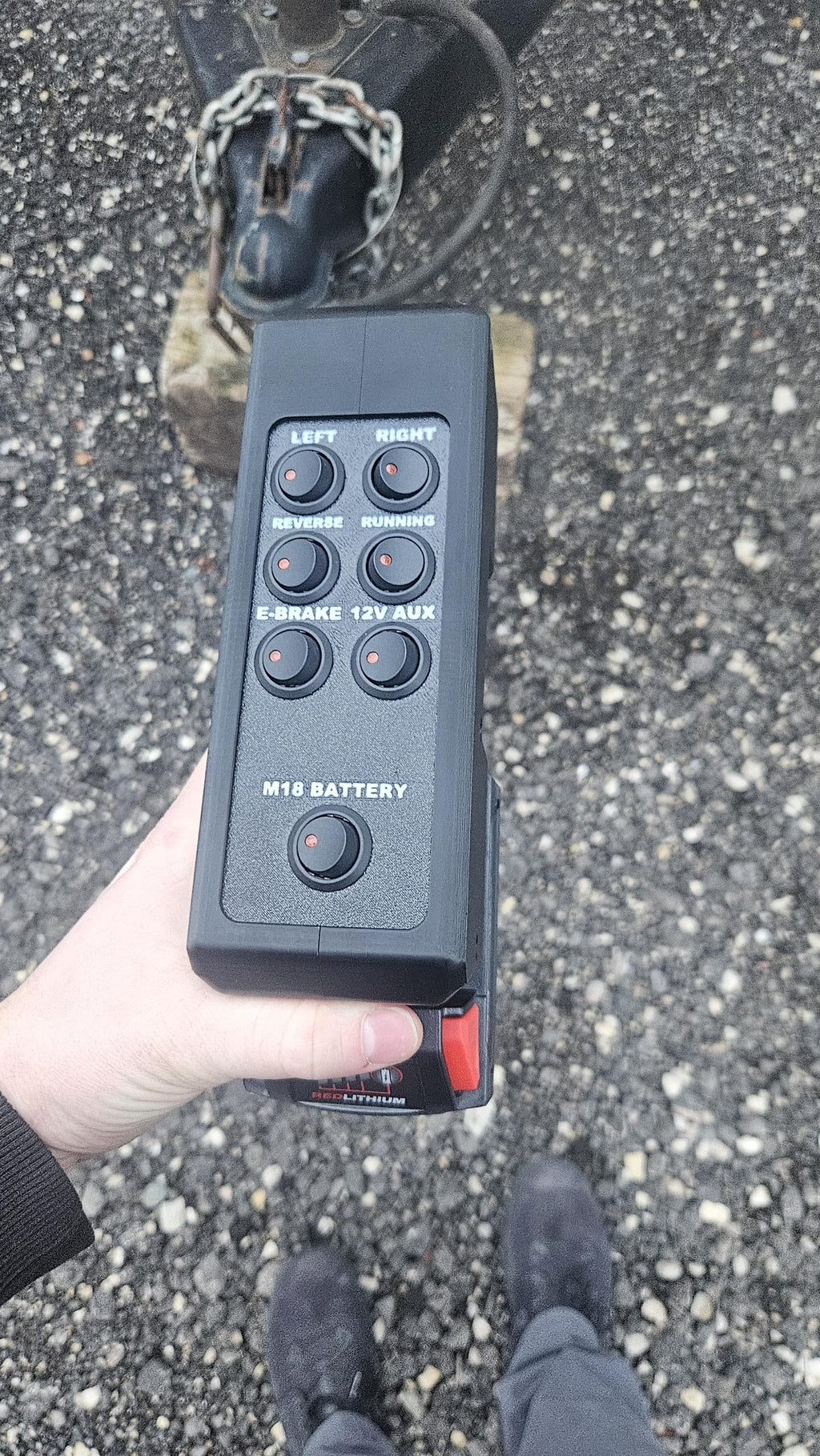 Milwaukee M18 Trailer Light Tester | 7-Pin Connector | Battery Powered Diagnostic Tool |RV trailer